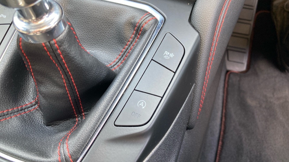 Ford Kuga 1.5 EcoBoost 150 ST-Line X Edition 5dr Petrol Estate - Image 55