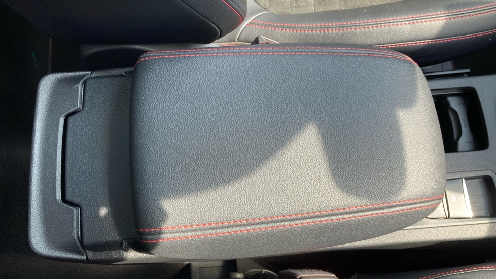 Ford Kuga 1.5 EcoBoost 150 ST-Line X Edition 5dr Petrol Estate - Image 62