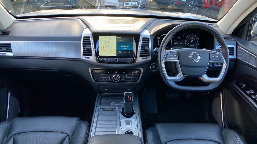 Ssangyong Rexton 2.2 Ultimate 5dr Auto Diesel Estate - Image 10