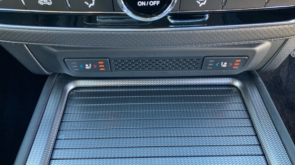Ssangyong Rexton 2.2 Ultimate 5dr Auto Diesel Estate - Image 34