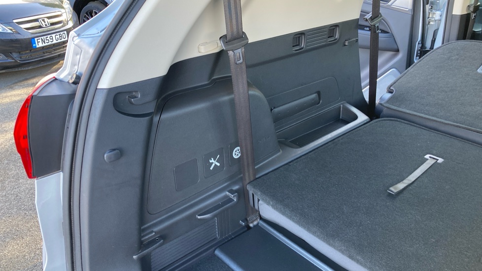 Ssangyong Rexton 2.2 Ultimate 5dr Auto Diesel Estate - Image 78