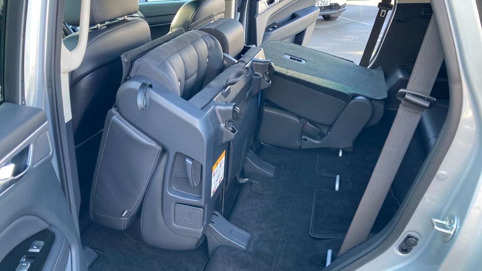 Ssangyong Rexton 2.2 Ultimate 5dr Auto Diesel Estate - Image 81
