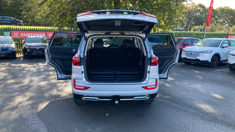Ssangyong Rexton 2.2 Ultimate 5dr Auto Diesel Estate - Image 85
