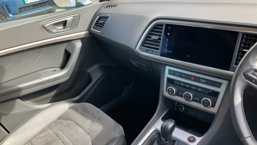 SEAT Ateca 1.5 TSI EVO Xperience 5dr DSG Petrol Estate - Image 14