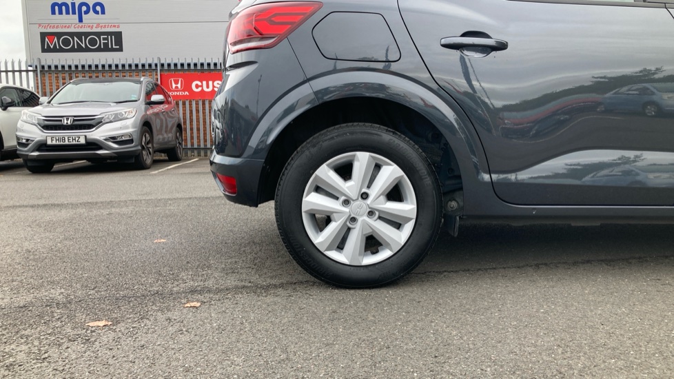 Dacia Sandero 1.0 Tce Expression 5dr Petrol Hatchback - Image 7