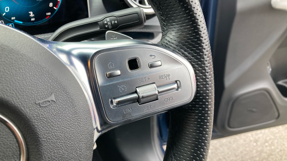 Mercedes-Benz CLA 220 AMG Line Premium 4dr Tip Auto Petrol Saloon - Image 41