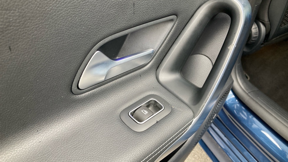 Mercedes-Benz CLA 220 AMG Line Premium 4dr Tip Auto Petrol Saloon - Image 67
