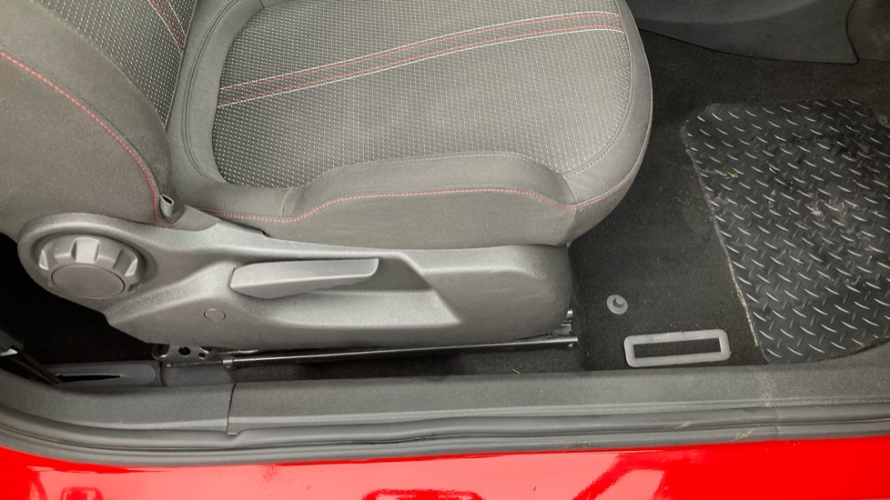 Vauxhall Corsa 1.4 [75] Griffin 3dr Petrol Hatchback - Image 34