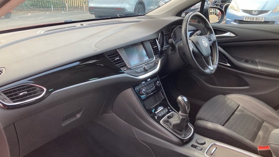 Vauxhall Astra 1.2 Turbo 145 Griffin Edition 5dr Petrol Hatchback - Image 9