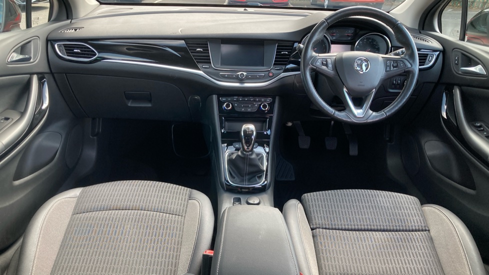 Vauxhall Astra 1.2 Turbo 145 Griffin Edition 5dr Petrol Hatchback - Image 10