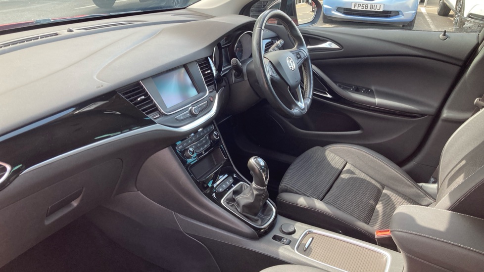 Vauxhall Astra 1.2 Turbo 145 Griffin Edition 5dr Petrol Hatchback - Image 13