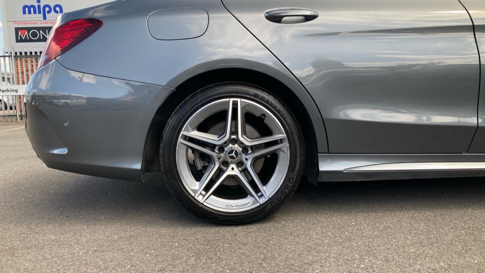 Mercedes-Benz C-Class C300d AMG Line Edition Premium 4dr 9G-Tronic Diesel Saloon - Image 7