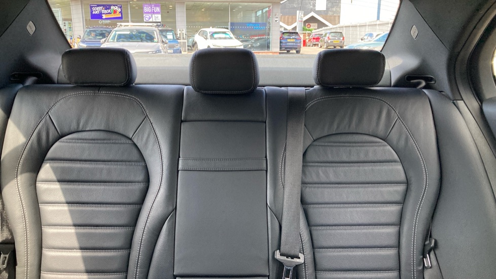 Mercedes-Benz C-Class C300d AMG Line Edition Premium 4dr 9G-Tronic Diesel Saloon - Image 15