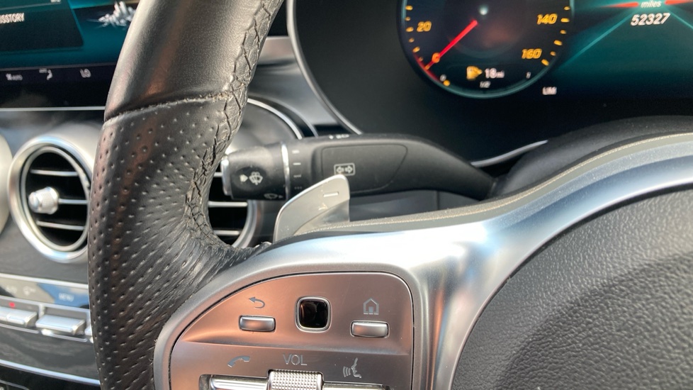 Mercedes-Benz C-Class C300d AMG Line Edition Premium 4dr 9G-Tronic Diesel Saloon - Image 31