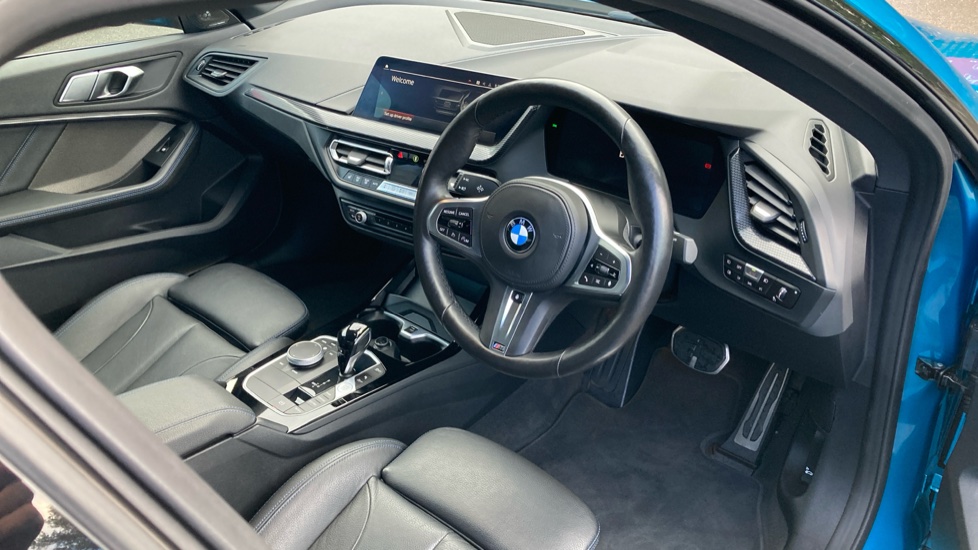 BMW 2 Series 218i [136] M Sport 4dr DCT Petrol Saloon - Image 11