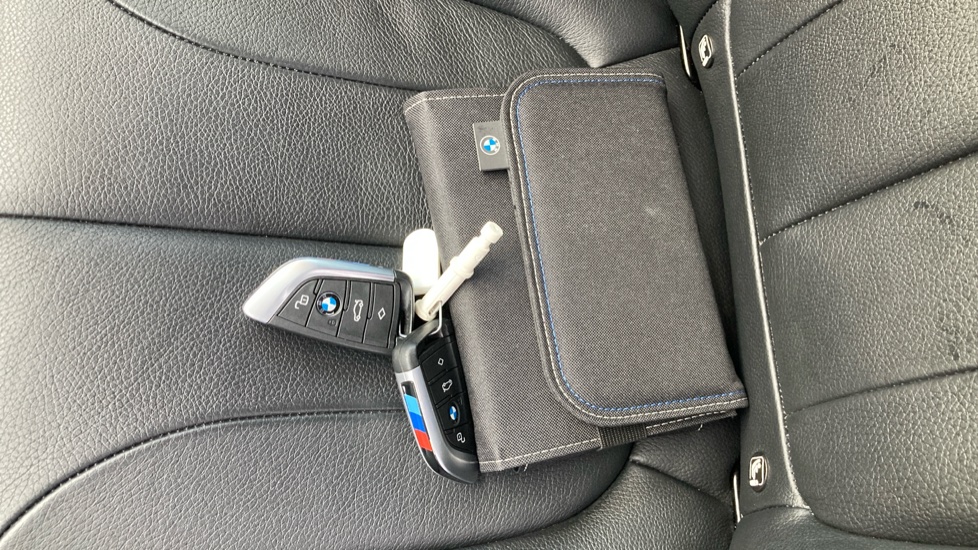 BMW 2 Series 218i [136] M Sport 4dr DCT Petrol Saloon - Image 19