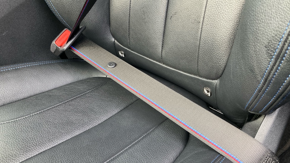 BMW 2 Series 218i [136] M Sport 4dr DCT Petrol Saloon - Image 27