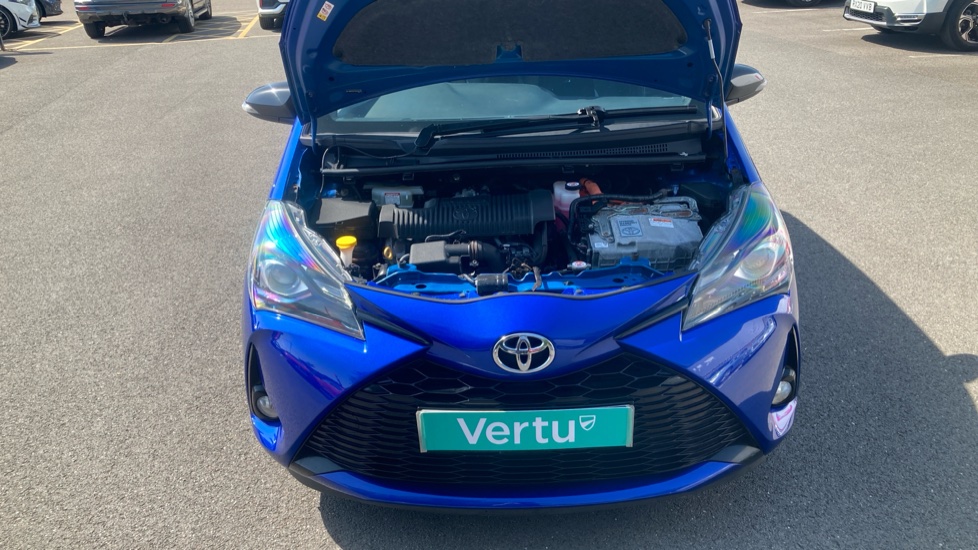 Toyota Yaris 1.5 Hybrid GR-Sport 5dr CVT Hybrid Hatchback - Image 8