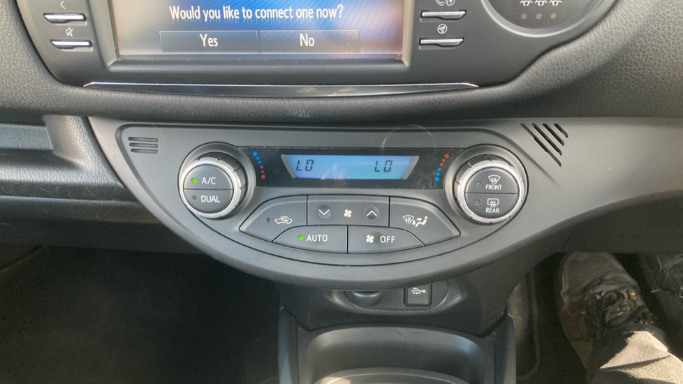 Toyota Yaris 1.5 Hybrid GR-Sport 5dr CVT Hybrid Hatchback - Image 23