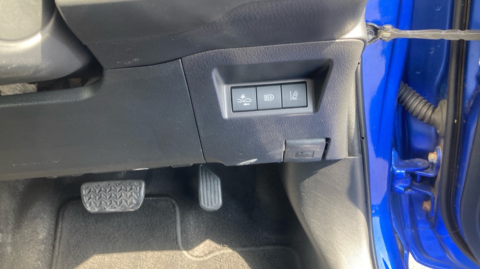 Toyota Yaris 1.5 Hybrid GR-Sport 5dr CVT Hybrid Hatchback - Image 33