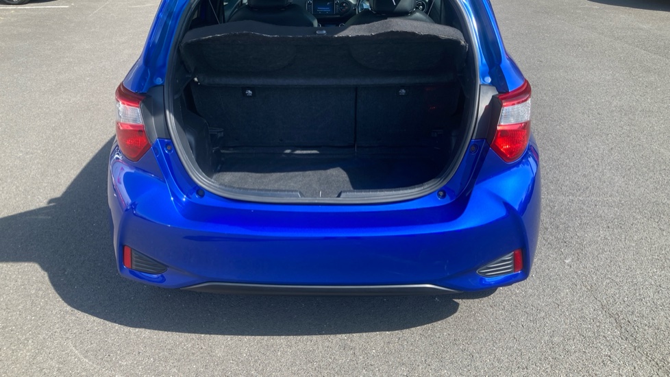 Toyota Yaris 1.5 Hybrid GR-Sport 5dr CVT Hybrid Hatchback - Image 39