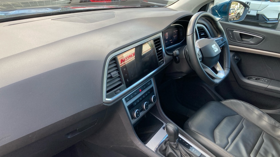 SEAT Ateca 2.0 TDI 150 Xperience Lux 5dr DSG 4Drive Diesel Estate - Image 9