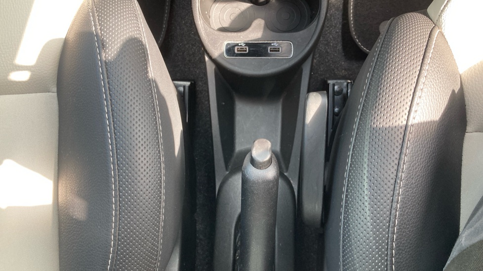 Fiat 500 1.0 Mild Hybrid Dolcevita [Part Leather] 2dr Petrol Convertible - Image 33