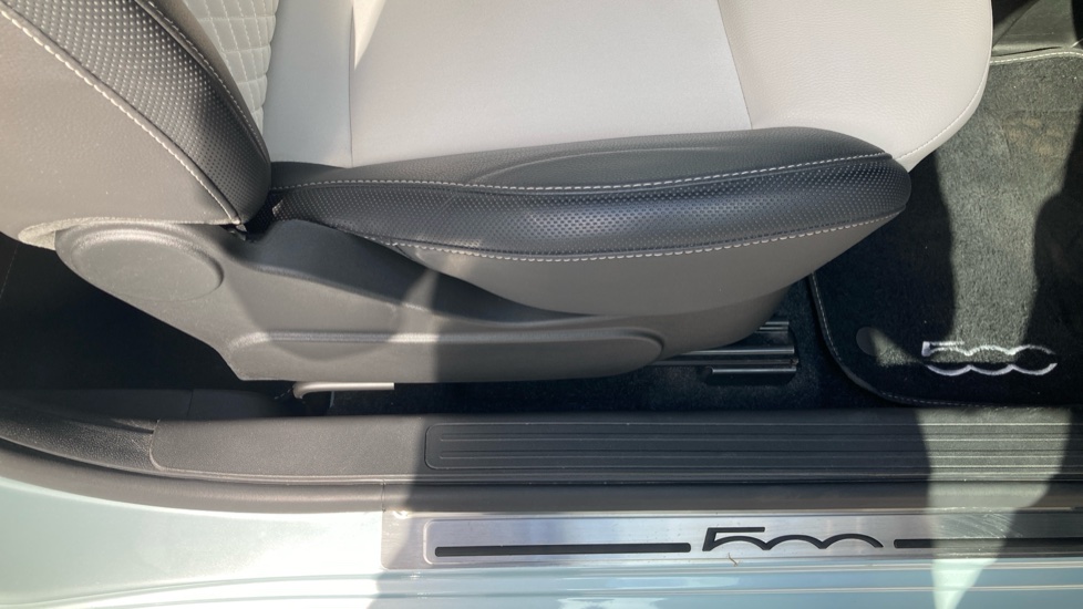 Fiat 500 1.0 Mild Hybrid Dolcevita [Part Leather] 2dr Petrol Convertible - Image 38