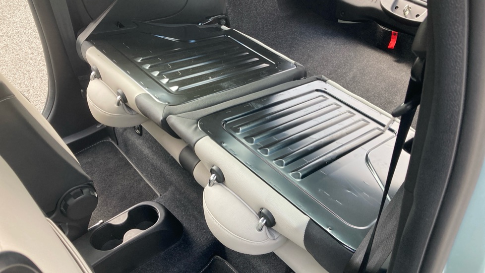 Fiat 500 1.0 Mild Hybrid Dolcevita [Part Leather] 2dr Petrol Convertible - Image 40