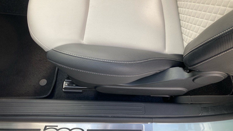 Fiat 500 1.0 Mild Hybrid Dolcevita [Part Leather] 2dr Petrol Convertible - Image 48