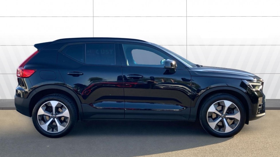 Volvo XC40 2.0 B4P Plus Dark 5dr Auto Petrol Estate - Image 5