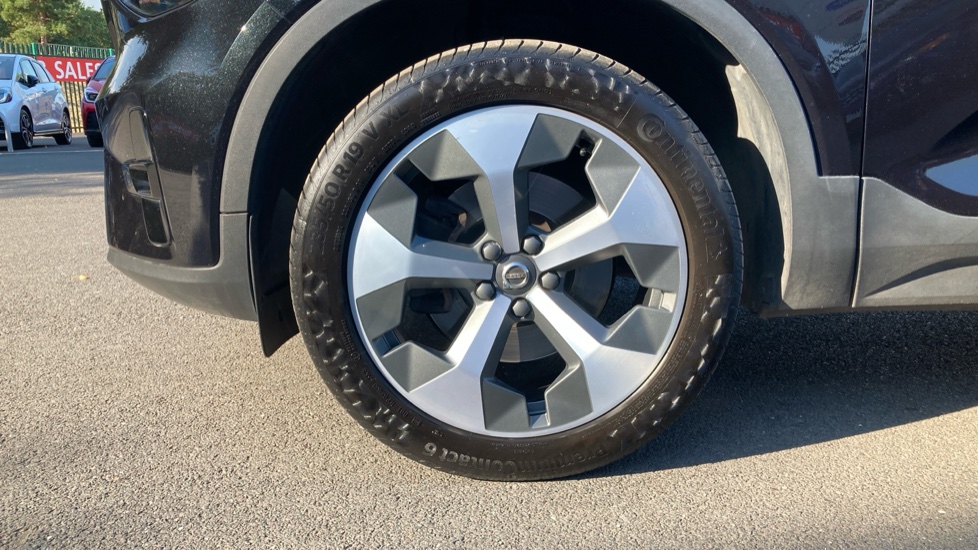 Volvo XC40 2.0 B4P Plus Dark 5dr Auto Petrol Estate - Image 73