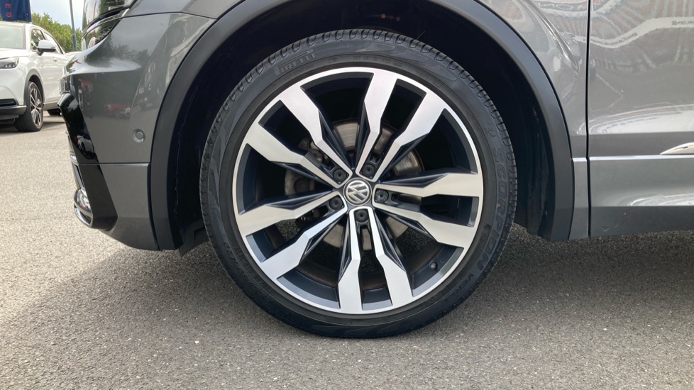 Volkswagen Tiguan 2.0 TDi 150 R-Line Tech 5dr DSG Diesel Estate - Image 88