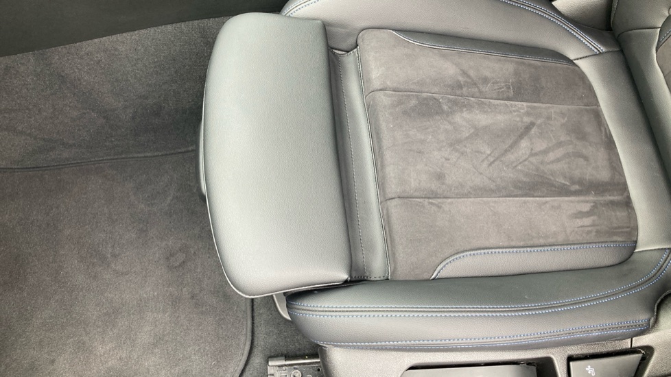 BMW 3 Series 320i M Sport 4dr Step Auto Petrol Saloon - Image 22