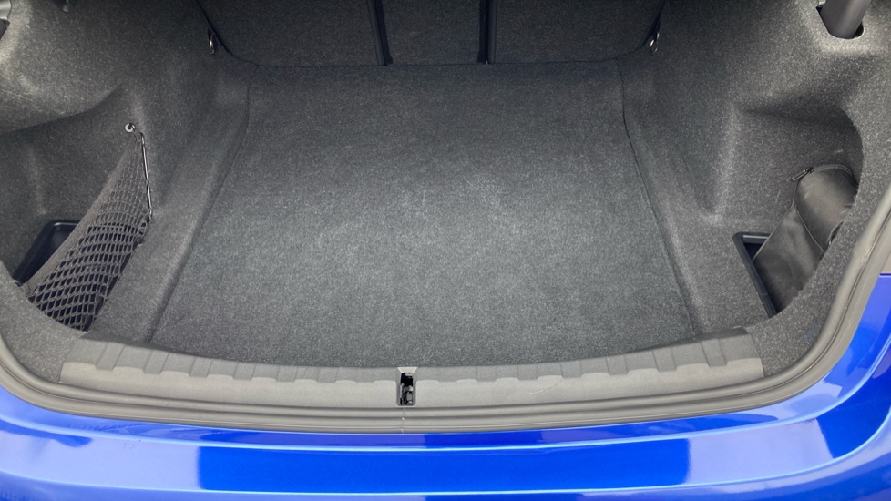 BMW 3 Series 320i M Sport 4dr Step Auto Petrol Saloon - Image 28