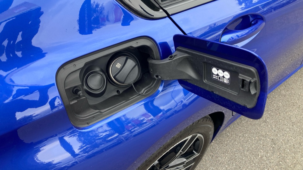 BMW 3 Series 320i M Sport 4dr Step Auto Petrol Saloon - Image 36