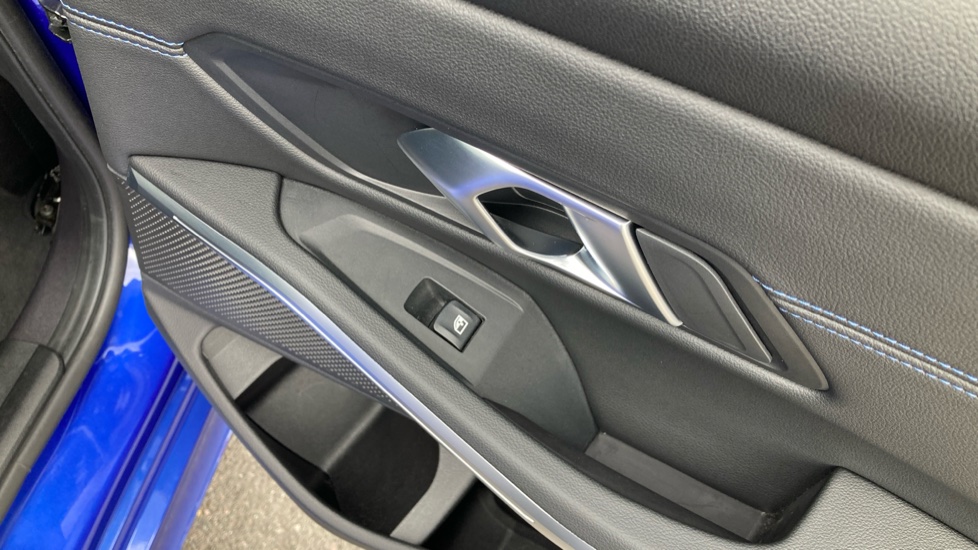 BMW 3 Series 320i M Sport 4dr Step Auto Petrol Saloon - Image 40