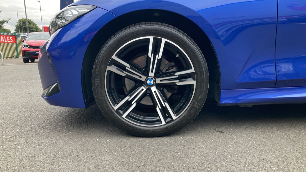 BMW 3 Series 320i M Sport 4dr Step Auto Petrol Saloon - Image 73