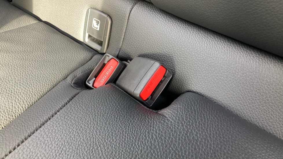 BMW 1 Series 118i [136] M Sport 5dr Petrol Hatchback - Image 17