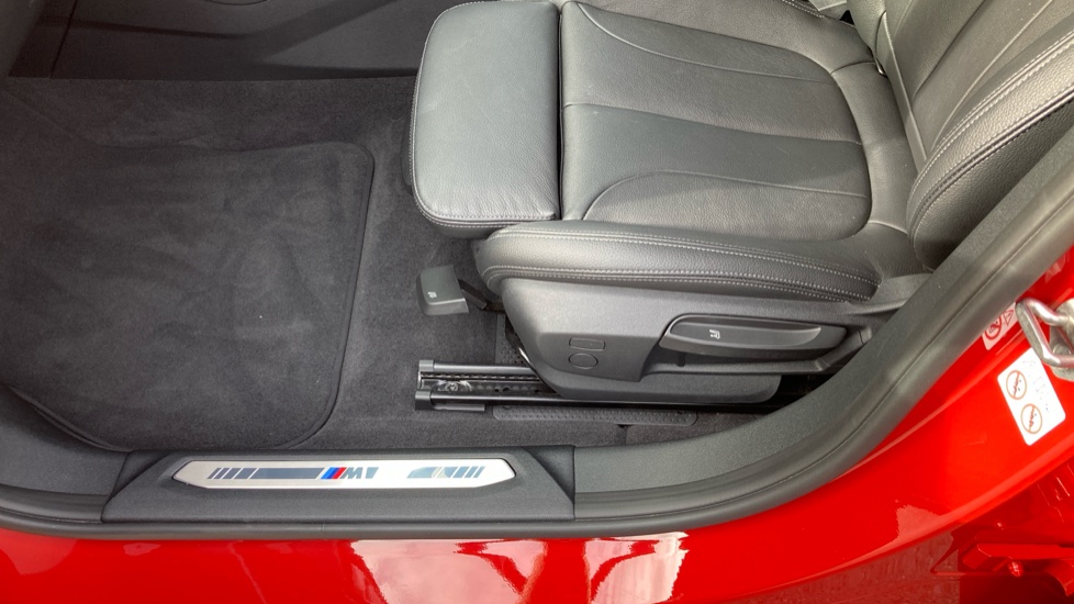 BMW 1 Series 118i [136] M Sport 5dr Petrol Hatchback - Image 21