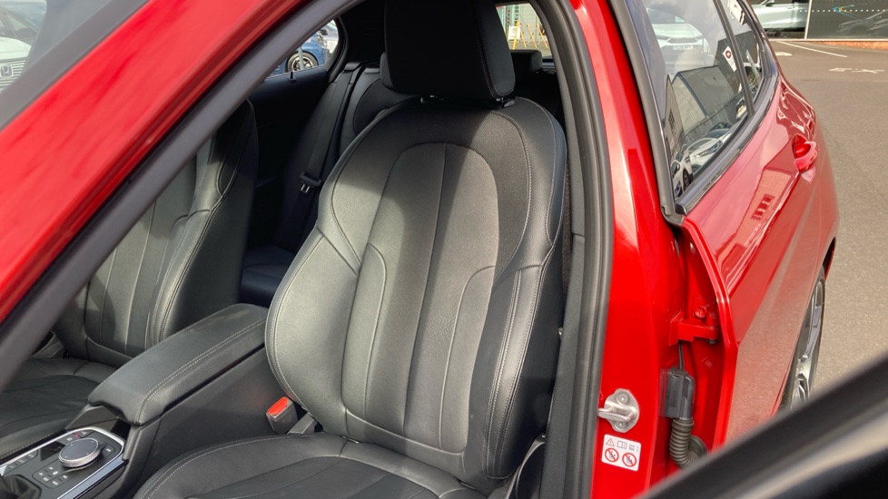 BMW 1 Series 118i [136] M Sport 5dr Petrol Hatchback - Image 22