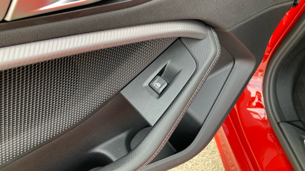 BMW 1 Series 118i [136] M Sport 5dr Petrol Hatchback - Image 23