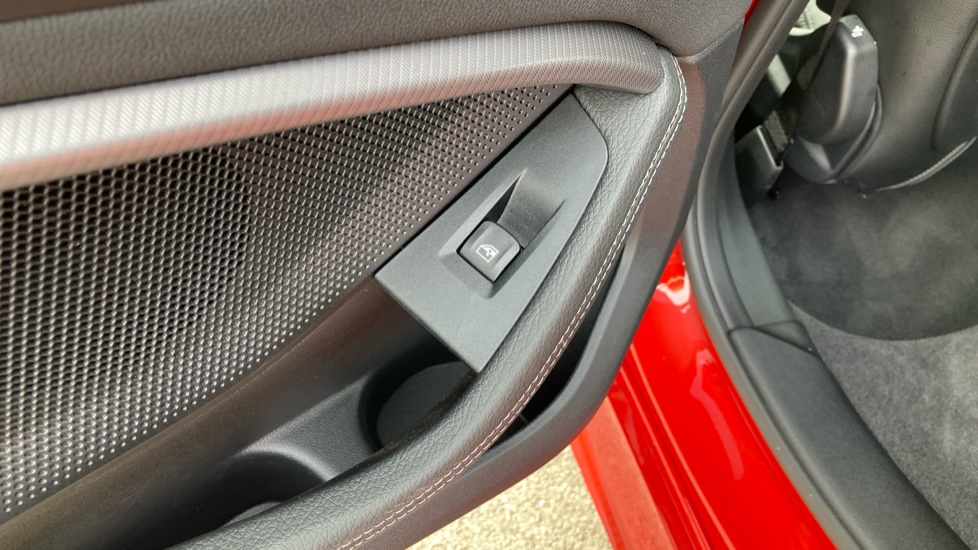BMW 1 Series 118i [136] M Sport 5dr Petrol Hatchback - Image 25
