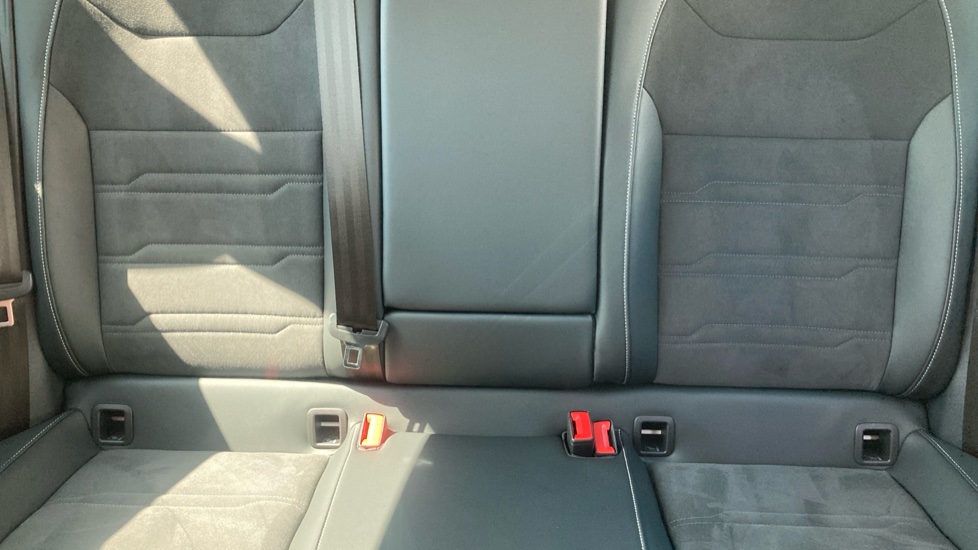SEAT Ateca 1.5 TSI EVO Xperience 5dr DSG Petrol Estate - Image 17