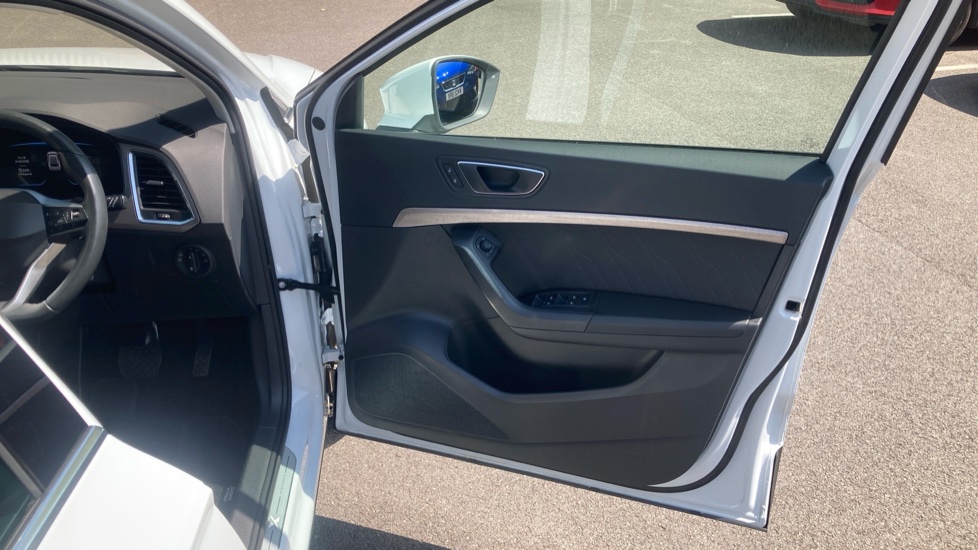SEAT Ateca 1.5 TSI EVO Xperience 5dr DSG Petrol Estate - Image 37