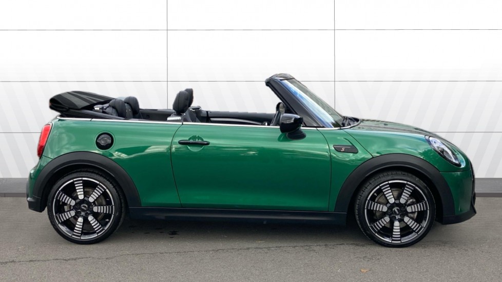 MINI Convertible 2.0 Cooper S Exclusive 2dr Auto Petrol Convertible - Image 5