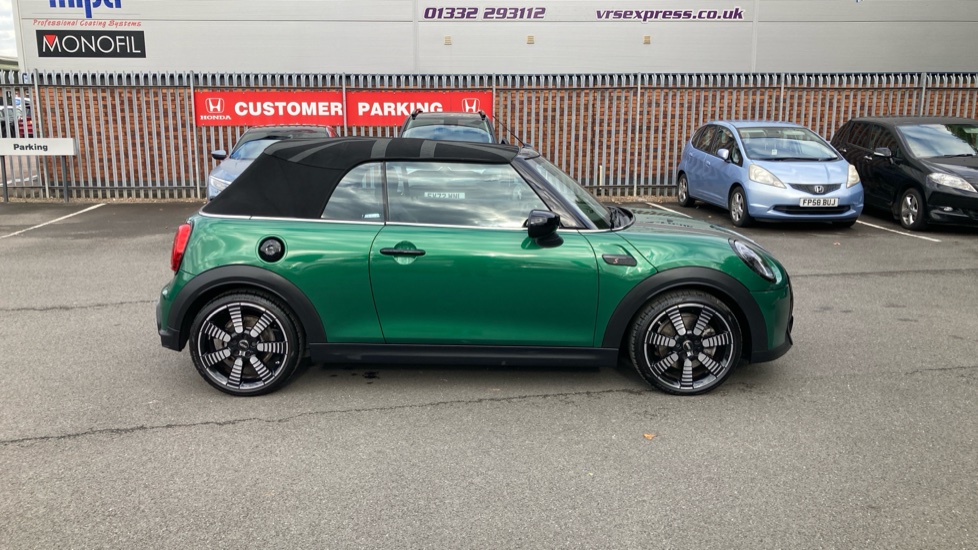 MINI Convertible 2.0 Cooper S Exclusive 2dr Auto Petrol Convertible - Image 54