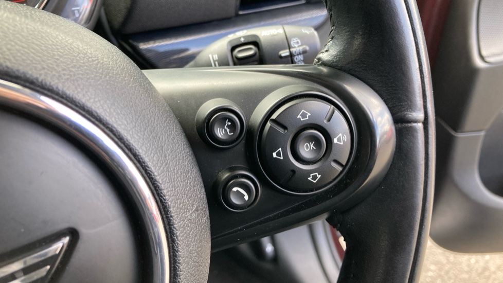 MINI Clubman 1.5 Cooper 6dr Petrol Estate - Image 31
