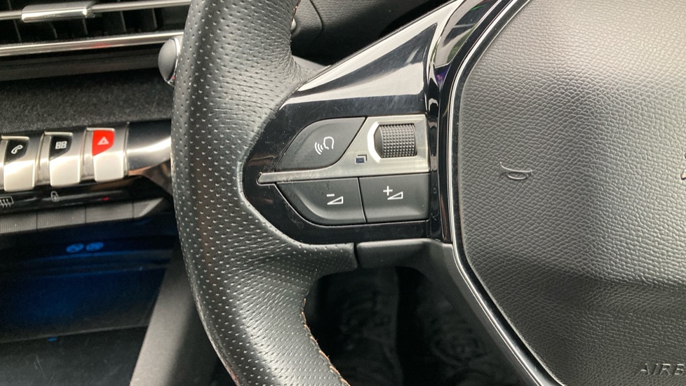 Peugeot 3008 1.2 PureTech GT Line 5dr Petrol Estate - Image 35