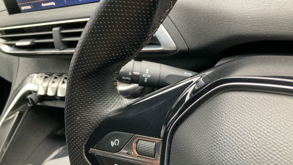 Peugeot 3008 1.2 PureTech GT Line 5dr Petrol Estate - Image 36
